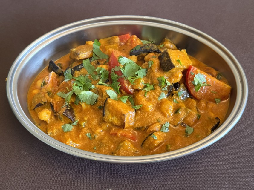 delicious aubergine rogan josh