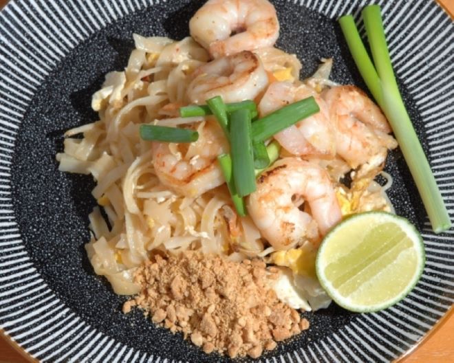Traditional Pad Thai